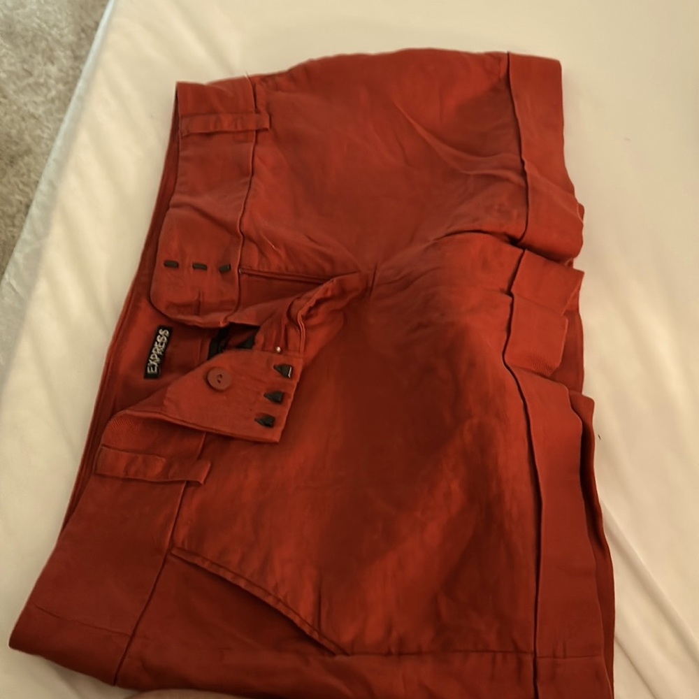 Express Shorts